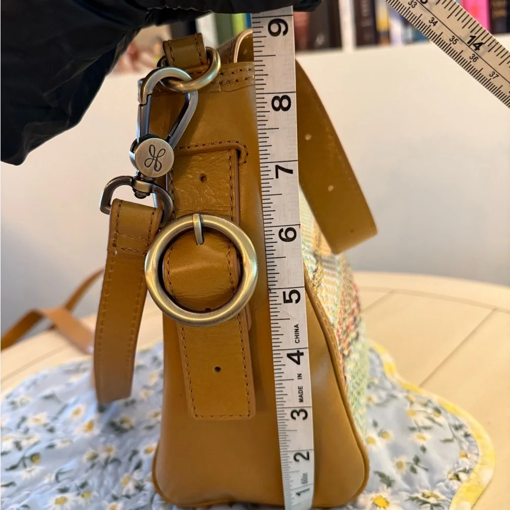 NWT Hobo multicolor leather bag with crossbody and shoulder option - Picture 14 of 14